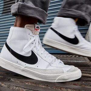 Nike Men's Blazer Mid '77 Vintage Shoes | White/Black/Black | 10